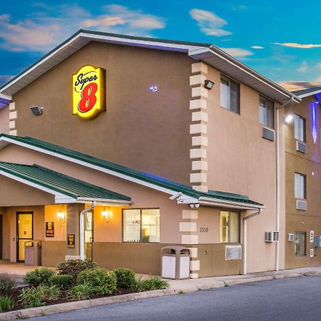 Super 8 By Wyndham Harrisonburg Motel Exterior photo